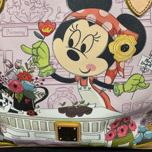 Dooney and Bourke Disney Minnie Mouse 2018 Flower Garden Tote - Picture 8 of 9